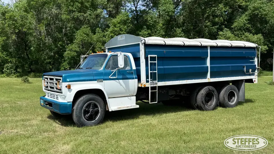 1973 GMC 6500 Grain Truck