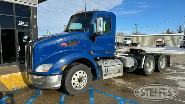 2017 Peterbilt 579