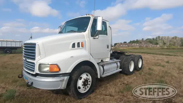 1998 Ford AT9513