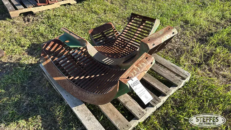 (3) John Deere round bar concaves Ag Equipment Part