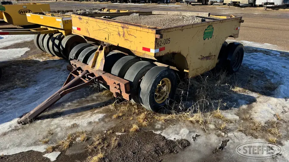 1956 Browning B15 Self-Propelled Smooth Drum Compactor