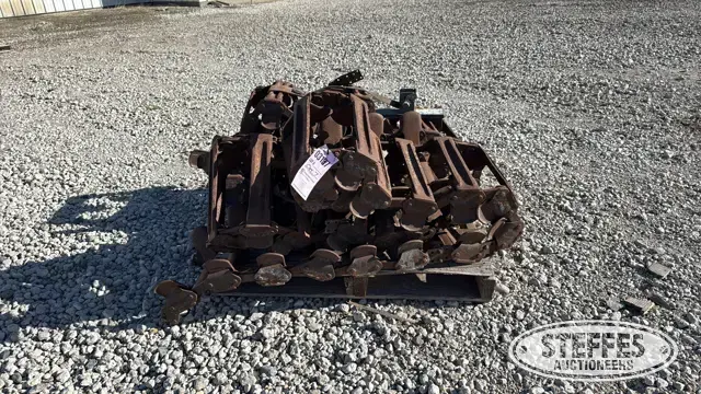 Skid steer tracks
