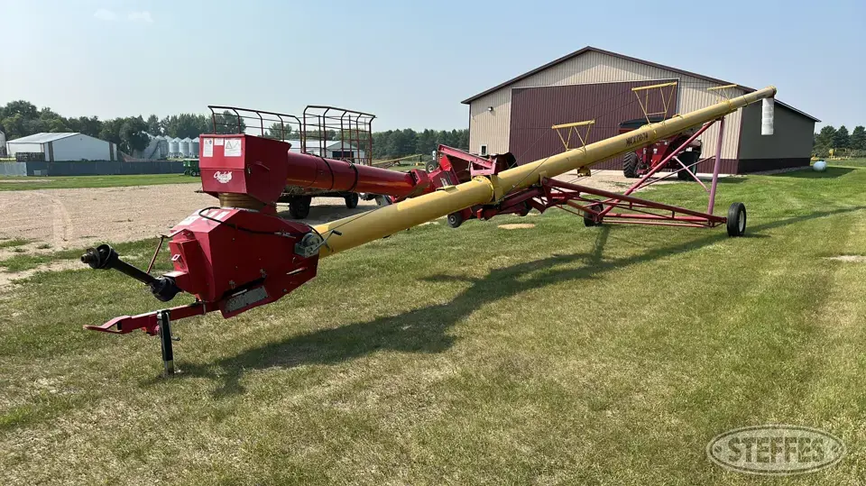 2014 Westfield MKX130-74 Swing Hopper Auger