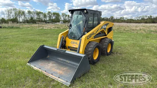 2013 Gehl V330