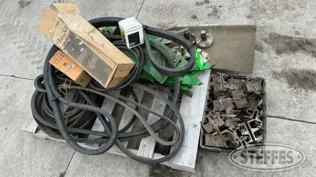 John Deere combine parts