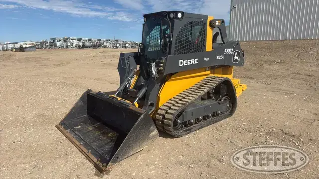 2025 Deere 325G