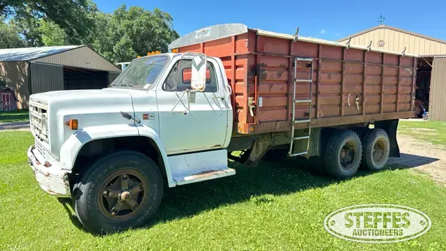 1984 GMC 7000