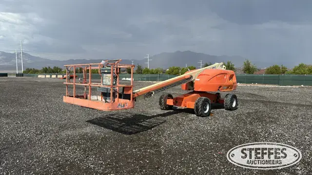 2007 JLG 400S