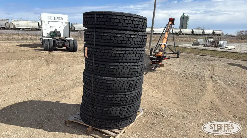 (8) Aosen ALD811 11R24.5 tires Truck Tire