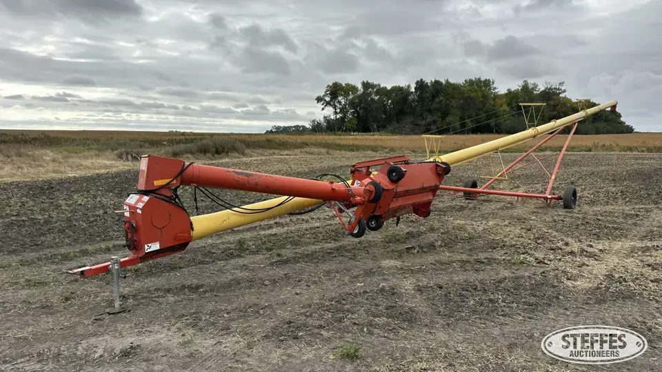 2003 Westfield MK100-81 Swing Hopper Auger