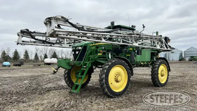 2014 John Deere 4830