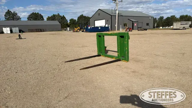 John Deere bale spear