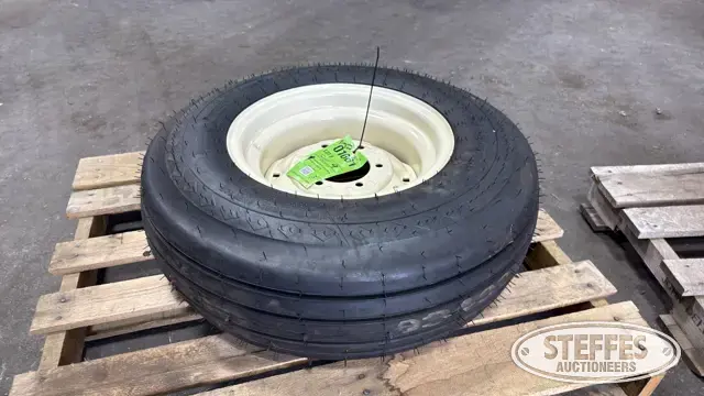 Goodyear 9.5L-15 implement tire