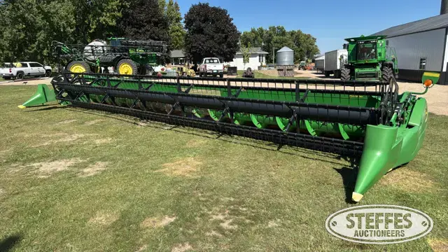 2010 John Deere 635F