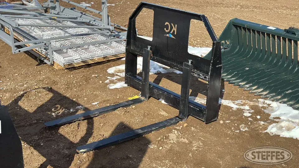KC QT-45-FF-42 Skid Steer Fork