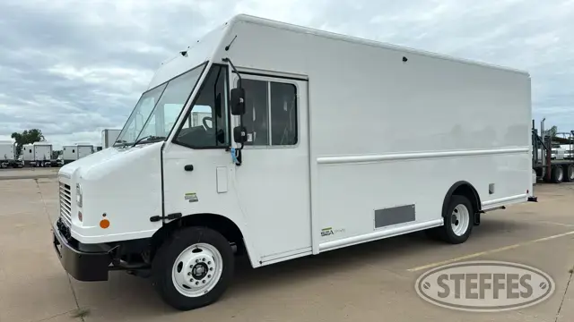 2021 SEA Ford F59 P1000 Utilimaster