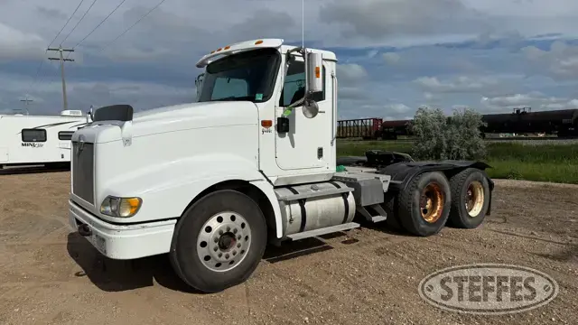 2003 International 9400i