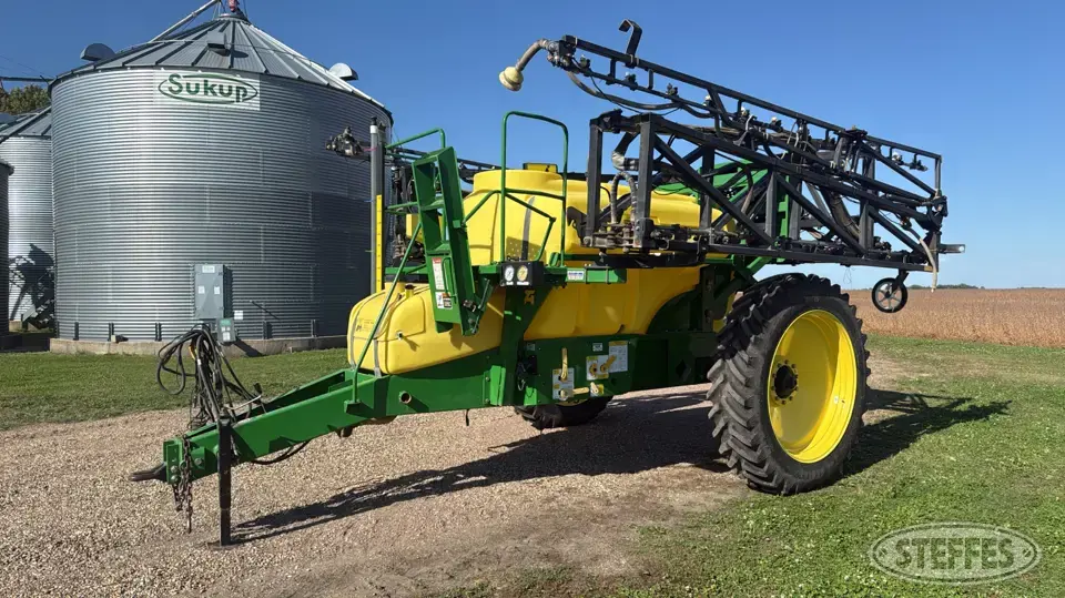 2005 Top Air TA1200 Pull-Type Sprayer