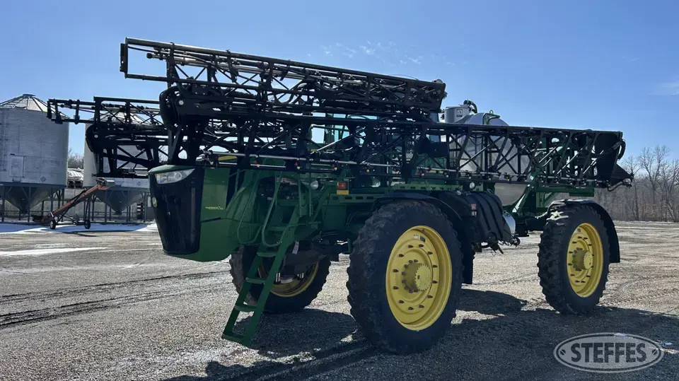 2012 John Deere 4940 Self-Propelled Sprayer