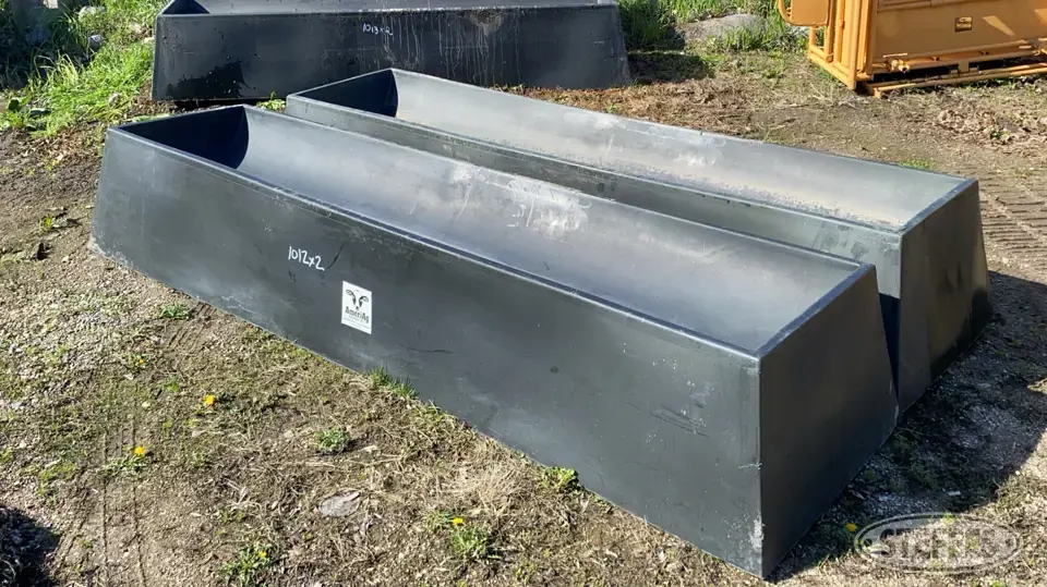 AmeriAg Feeders and Bunk