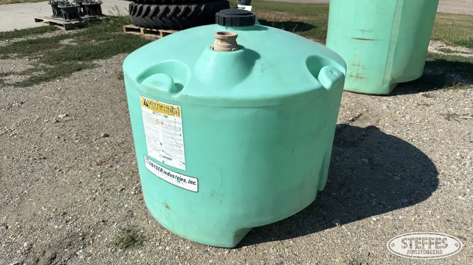 Snyder Industries 85 gal. poly tank