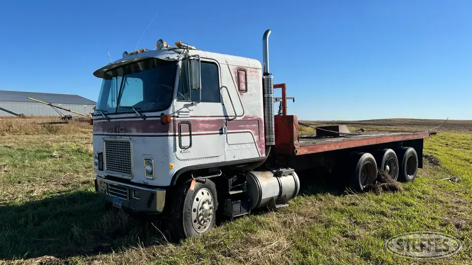 1977 GMC Astro 95 Cabover Truck with Sleeper