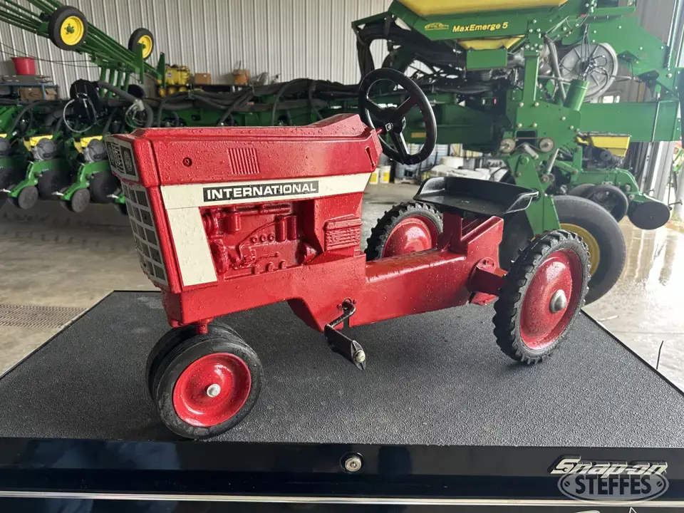 Ertl 66 Series Collectible Tractor