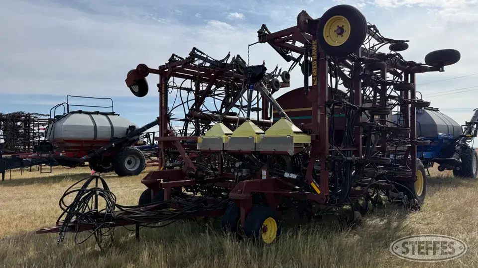 Seed Hawk 357 Magnum Air Drills and Air Seeder
