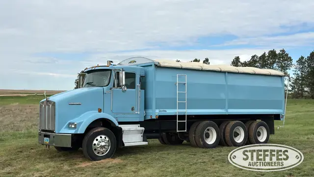 2003 Kenworth T800