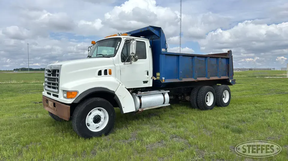 2001 Sterling L8511 Dump Truck