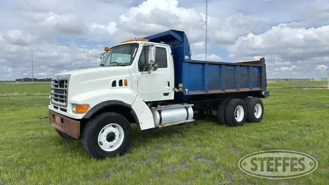 2001 Sterling L8511