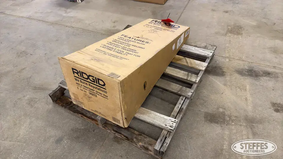 Rigid 460-6 Tristand General Tools and Shop Supply