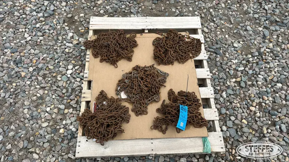 (5) 11R22.5 tire chains Truck-Trailer Part