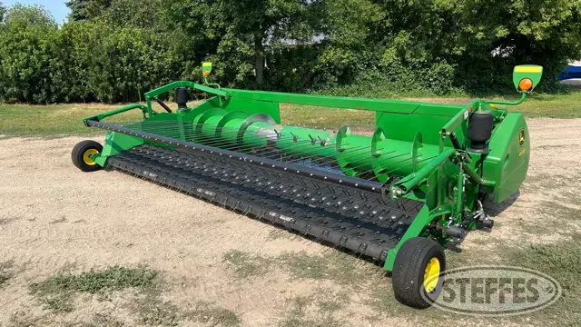2011 John Deere 615P