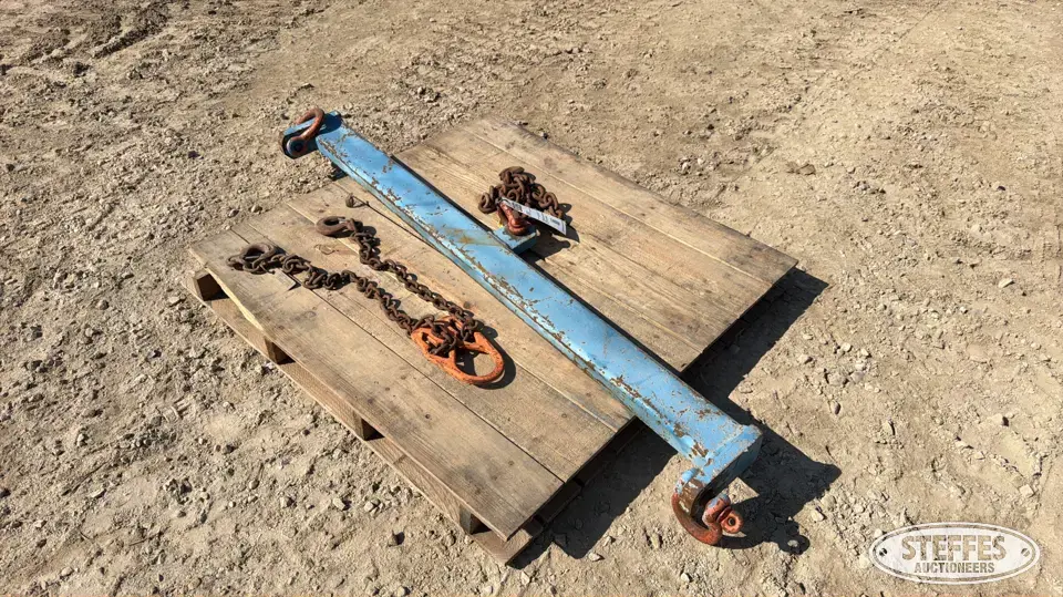 Load leveler Loader Attachment