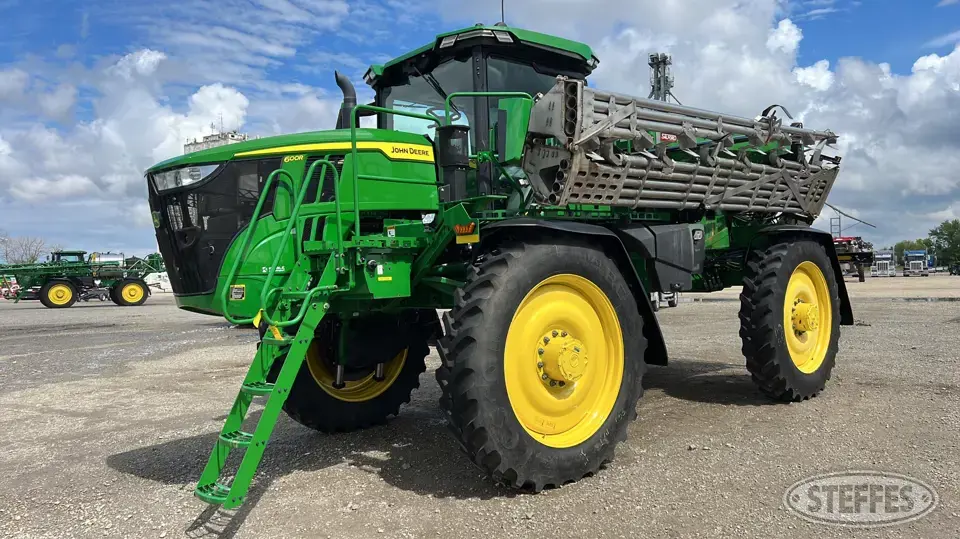 2023 John Deere 600R Self-Propelled Dry Applicators-Spreaders-Floater