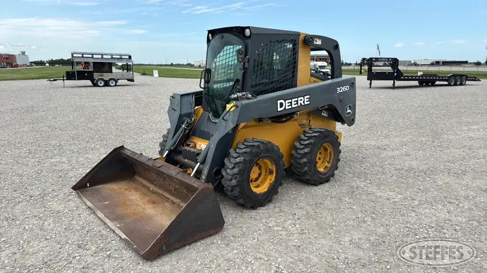 2010 Deere 326D Wheeled Skid Steer