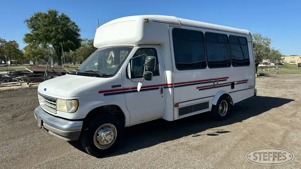 1995 Ford E350 Shuttle Bus