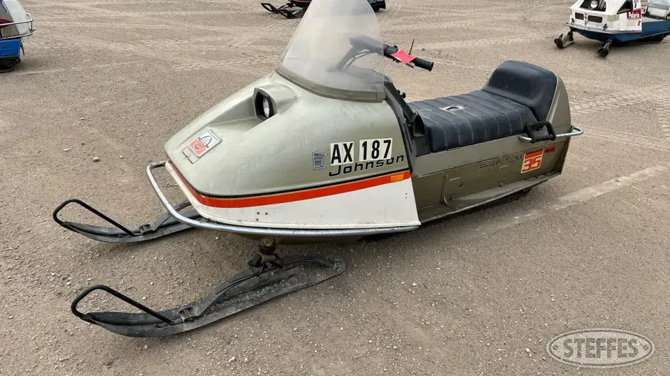 Johnson Phantom 35 Snowmobile