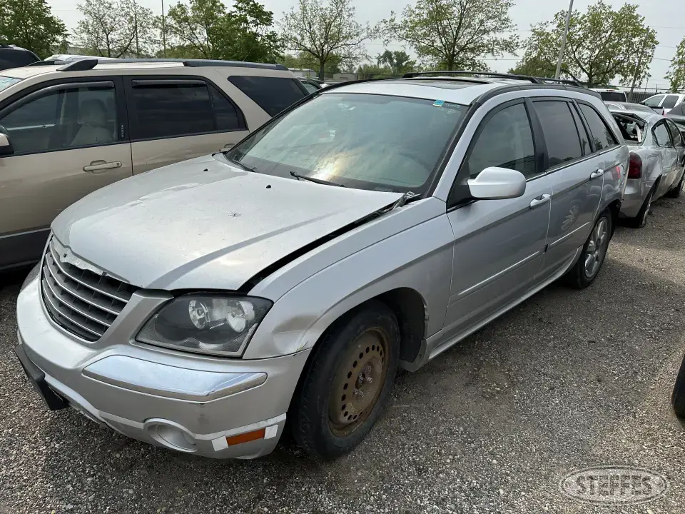 2005 Chrysler Pacifica SUV