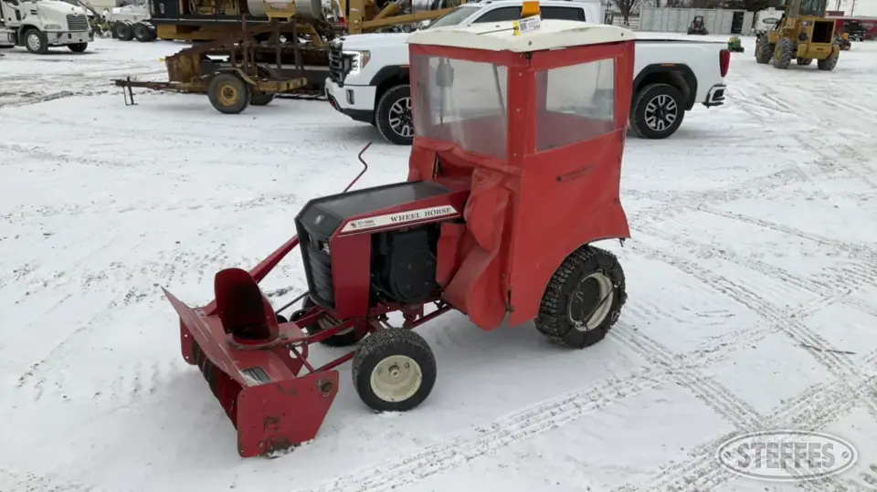 Wheel Horse C-165 Lawn Tractor