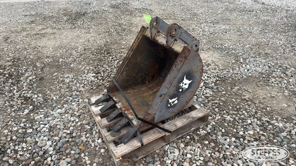 Bobcat skid steer backhoe bucket Excavator Attachment
