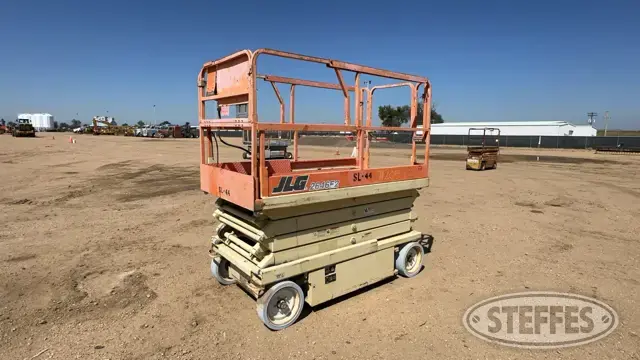 JLG 2646E2