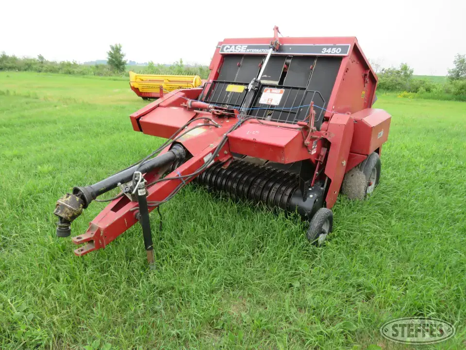 Case IH 3450 Round Baler