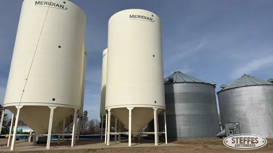 Meridian M1625 Hopper Bin
