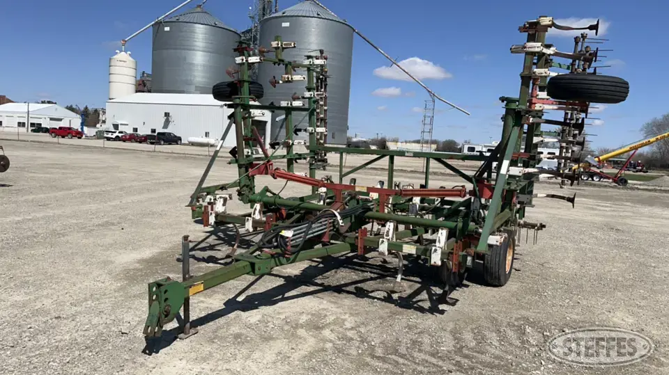 Glencoe 300 Field Cultivator