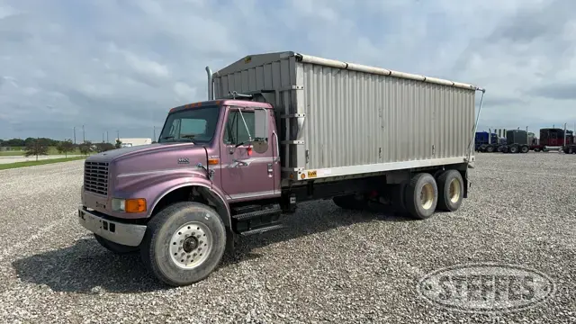 1999 International 4900