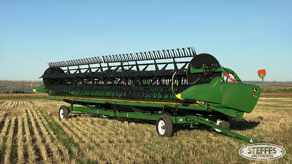 2019 John Deere 645FD Draper Head