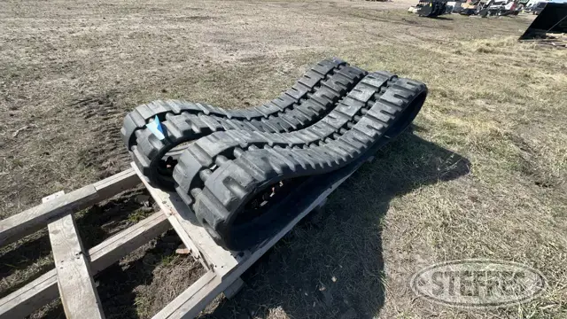 (2) Bobcat 17" tracks