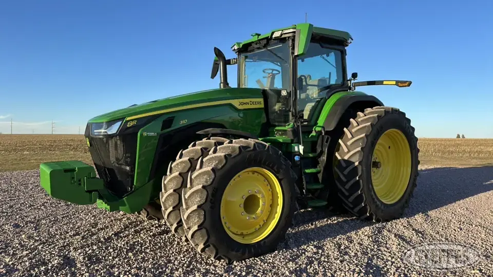 2022 John Deere 8R 310 MFWD Tractor